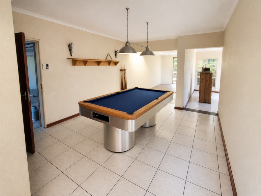 To Let 4 Bedroom Property for Rent in Van Riebeeck Park Gauteng