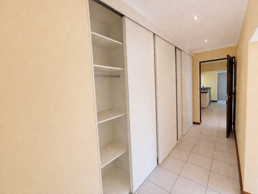 To Let 4 Bedroom Property for Rent in Van Riebeeck Park Gauteng