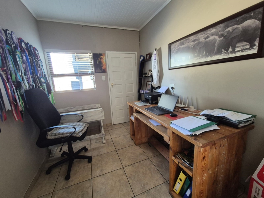 3 Bedroom Property for Sale in Theoville Gauteng