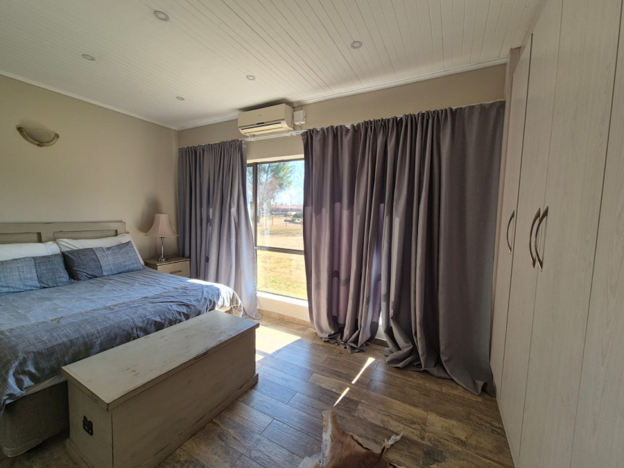 3 Bedroom Property for Sale in Theoville Gauteng