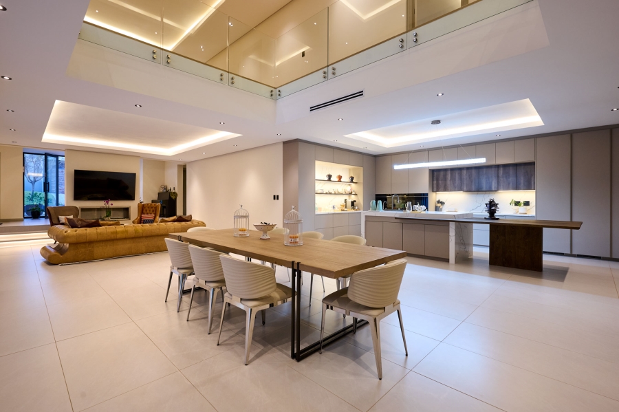 7 Bedroom Property for Sale in Waterfall Country Estate Gauteng