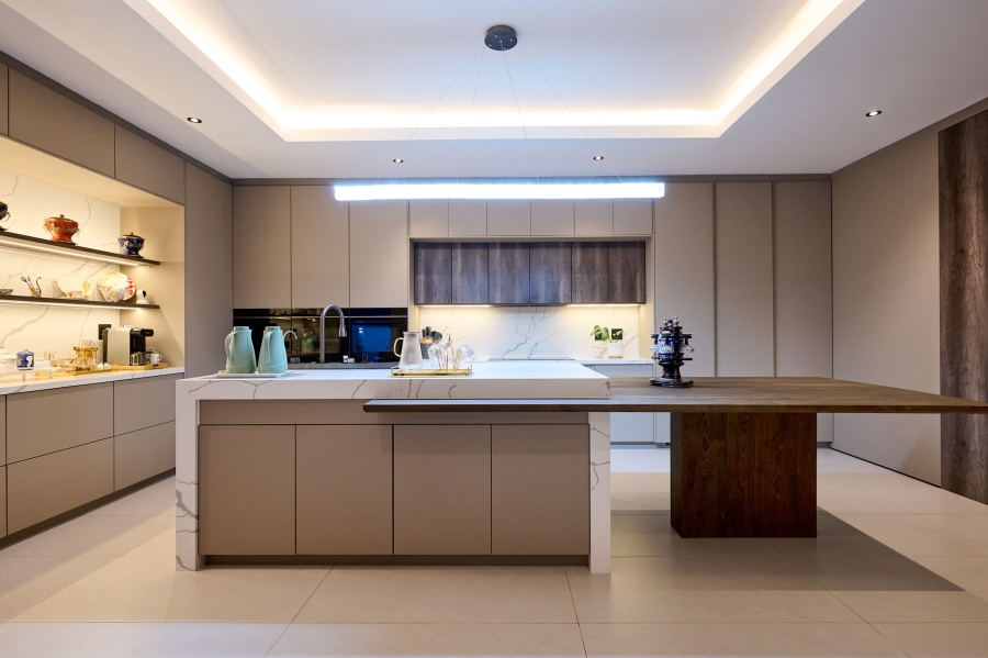7 Bedroom Property for Sale in Waterfall Country Estate Gauteng