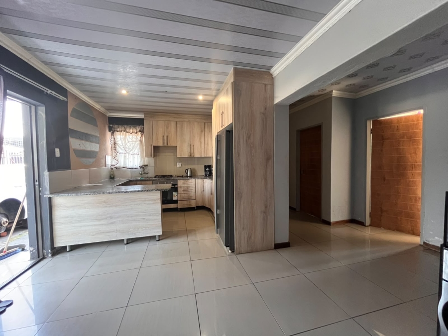 3 Bedroom Property for Sale in Gezina Gauteng