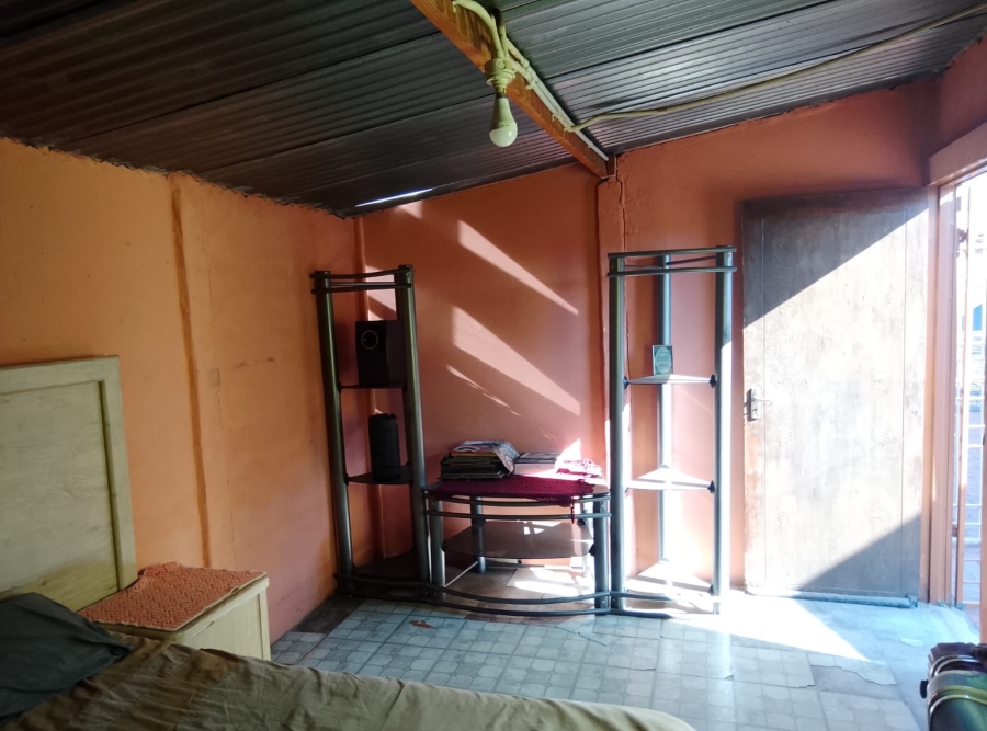 2 Bedroom Property for Sale in New Payneville Gauteng