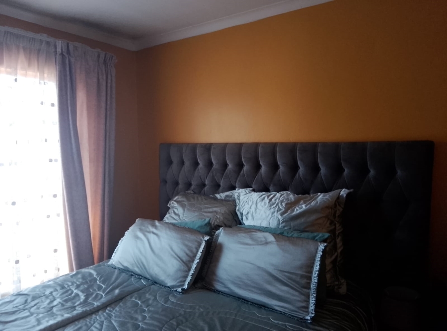 2 Bedroom Property for Sale in New Payneville Gauteng