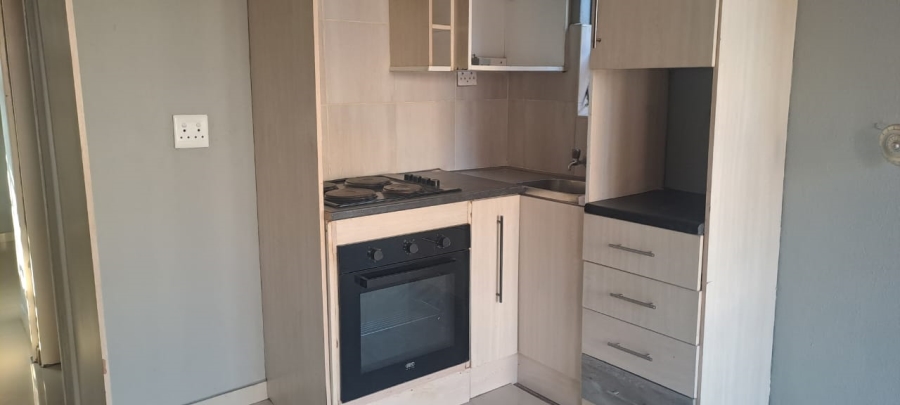 To Let 3 Bedroom Property for Rent in Booysens Gauteng