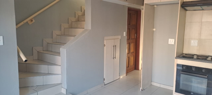 To Let 3 Bedroom Property for Rent in Booysens Gauteng