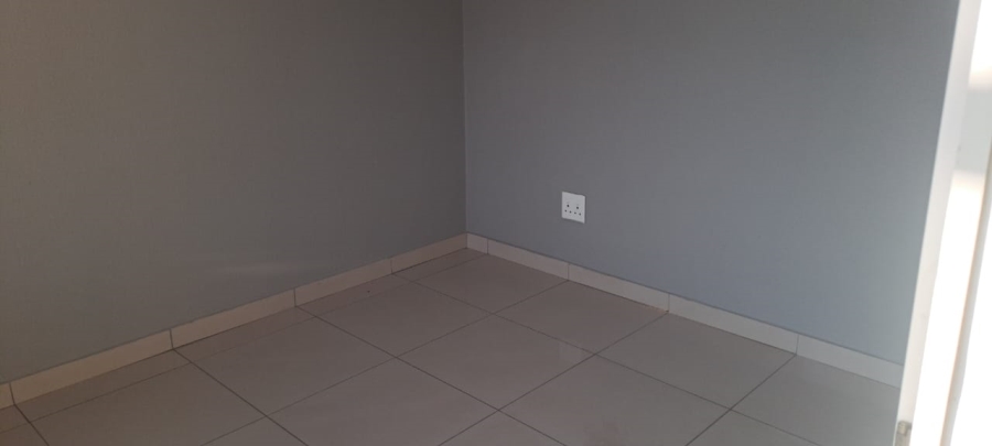 To Let 3 Bedroom Property for Rent in Booysens Gauteng