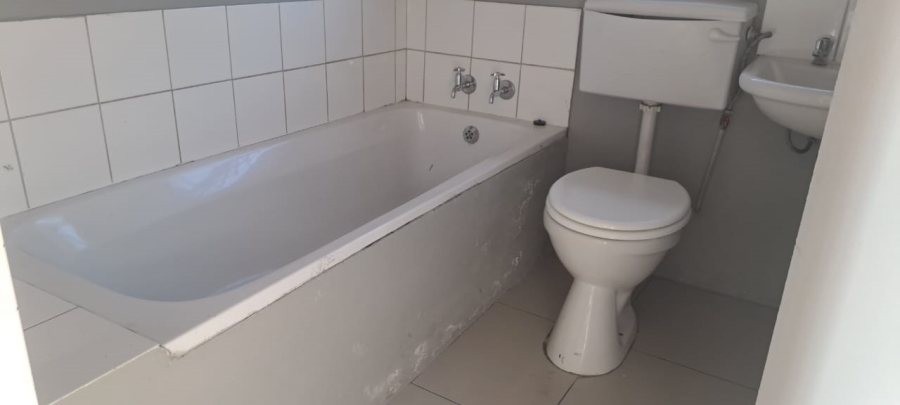 To Let 3 Bedroom Property for Rent in Booysens Gauteng