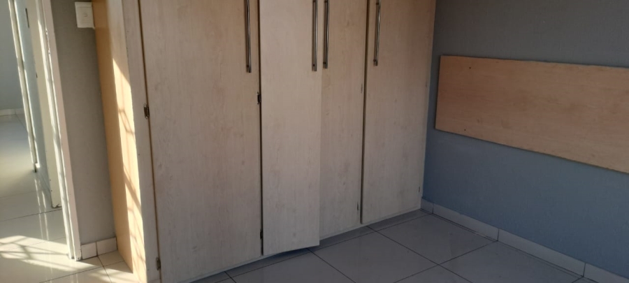To Let 3 Bedroom Property for Rent in Booysens Gauteng