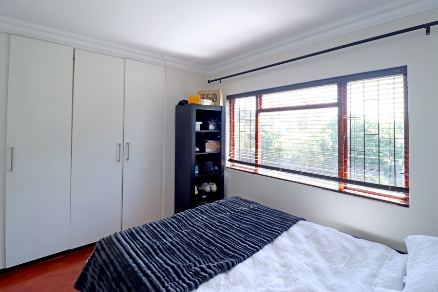 7 Bedroom Property for Sale in Magaliessig Gauteng