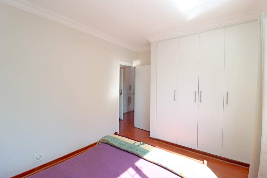 7 Bedroom Property for Sale in Magaliessig Gauteng