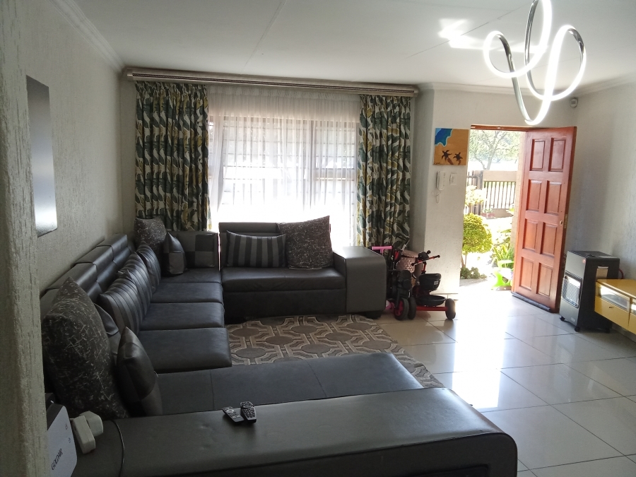 3 Bedroom Property for Sale in Horison Gauteng