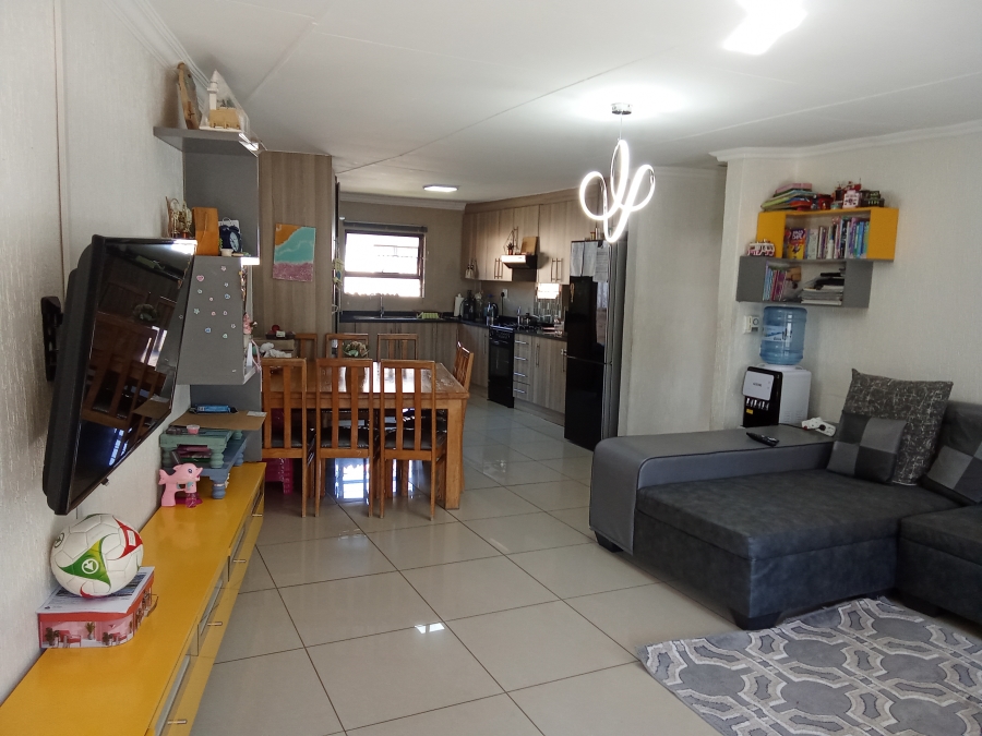 3 Bedroom Property for Sale in Horison Gauteng