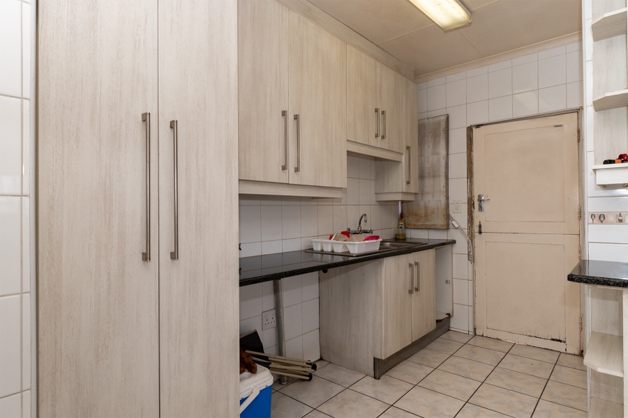 3 Bedroom Property for Sale in Lombardy East Gauteng