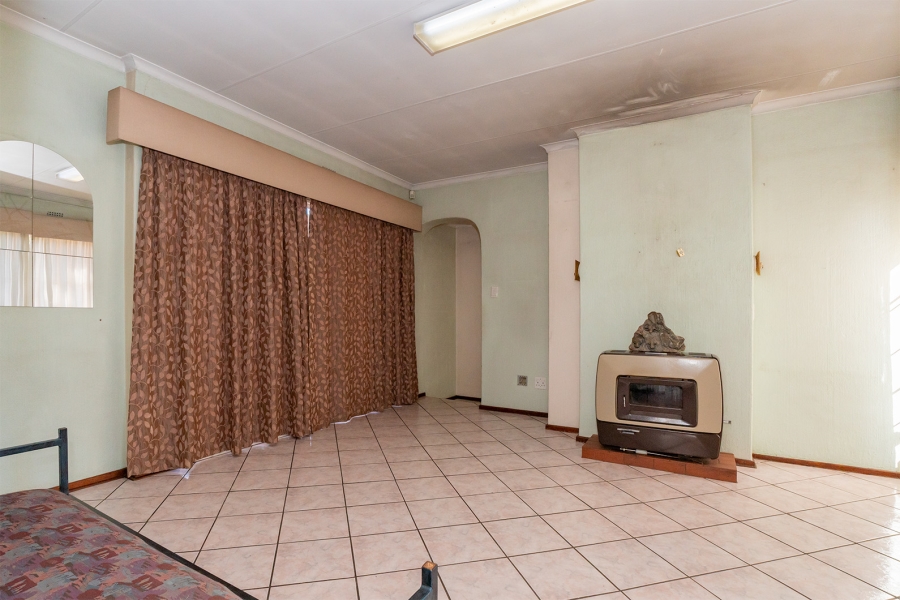 3 Bedroom Property for Sale in Lombardy East Gauteng