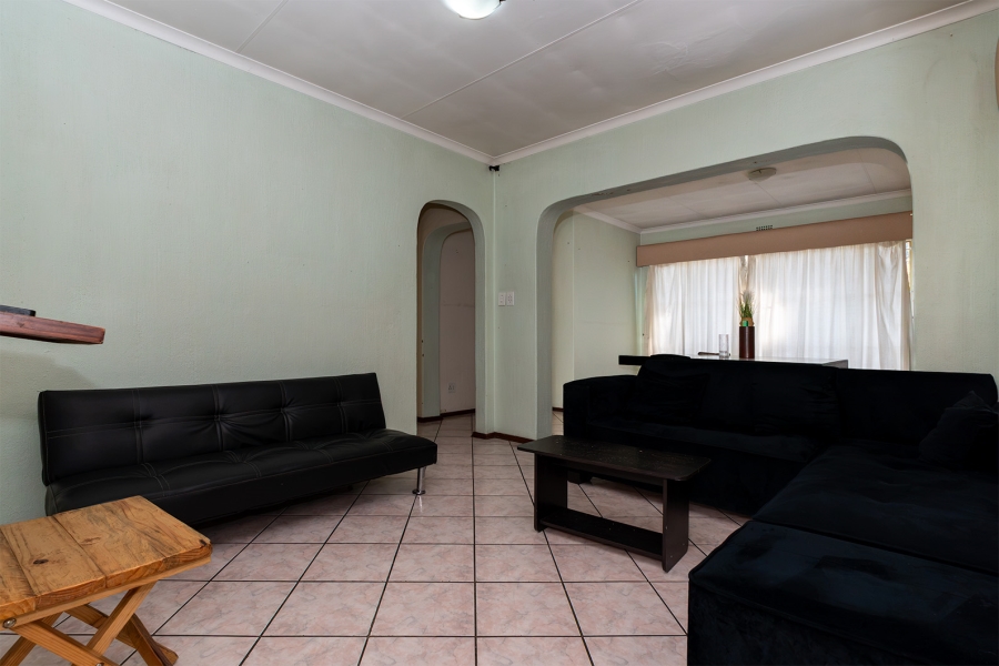 3 Bedroom Property for Sale in Lombardy East Gauteng