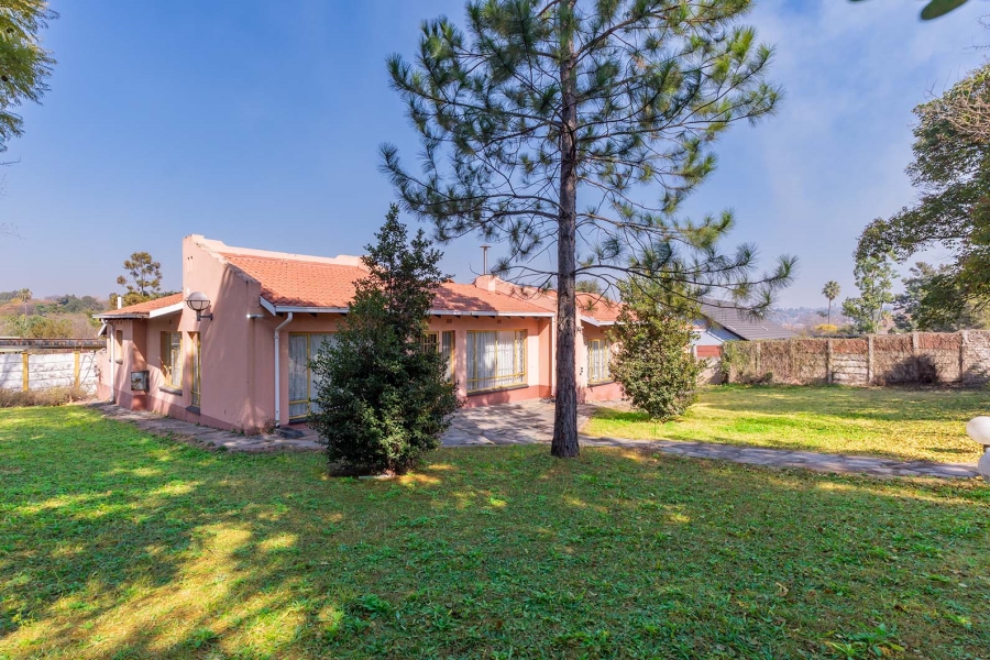 3 Bedroom Property for Sale in Lombardy East Gauteng