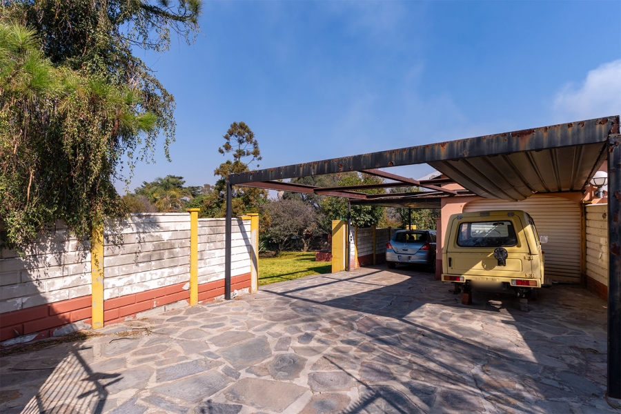 3 Bedroom Property for Sale in Lombardy East Gauteng