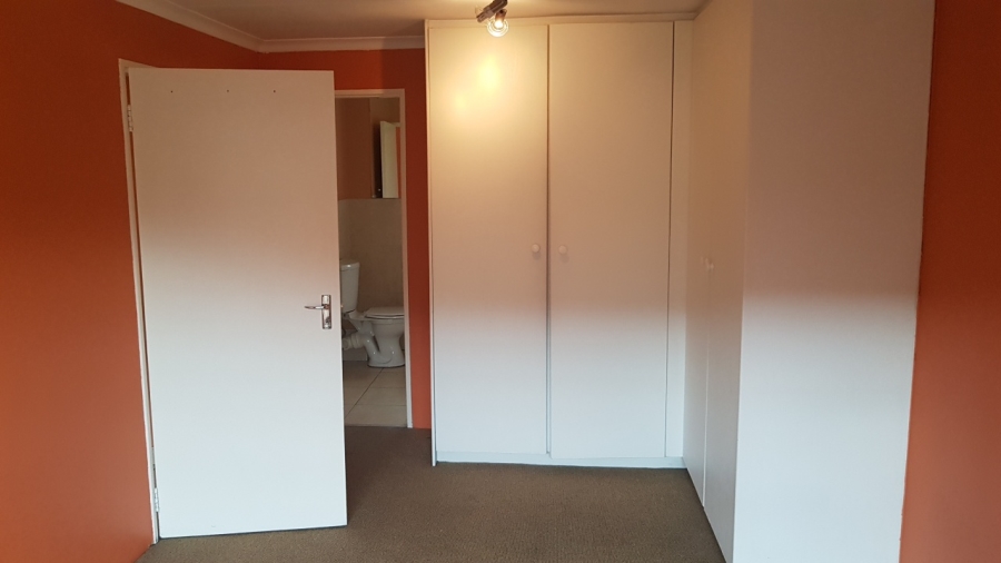 2 Bedroom Property for Sale in Liefde en Vrede Gauteng