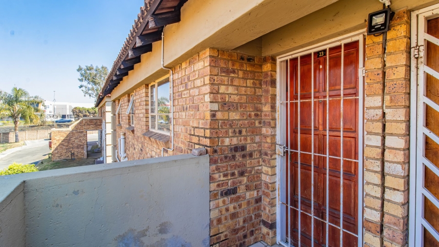 2 Bedroom Property for Sale in Liefde en Vrede Gauteng