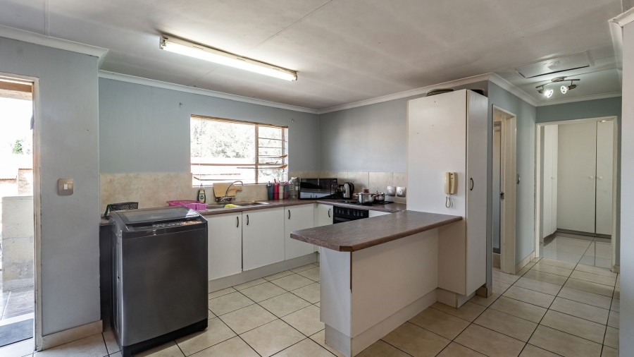 2 Bedroom Property for Sale in Liefde en Vrede Gauteng