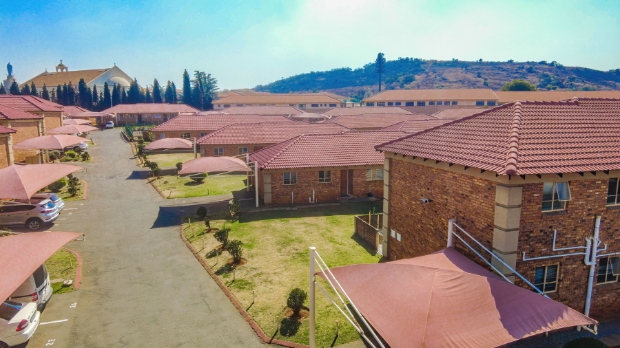 2 Bedroom Property for Sale in Liefde en Vrede Gauteng