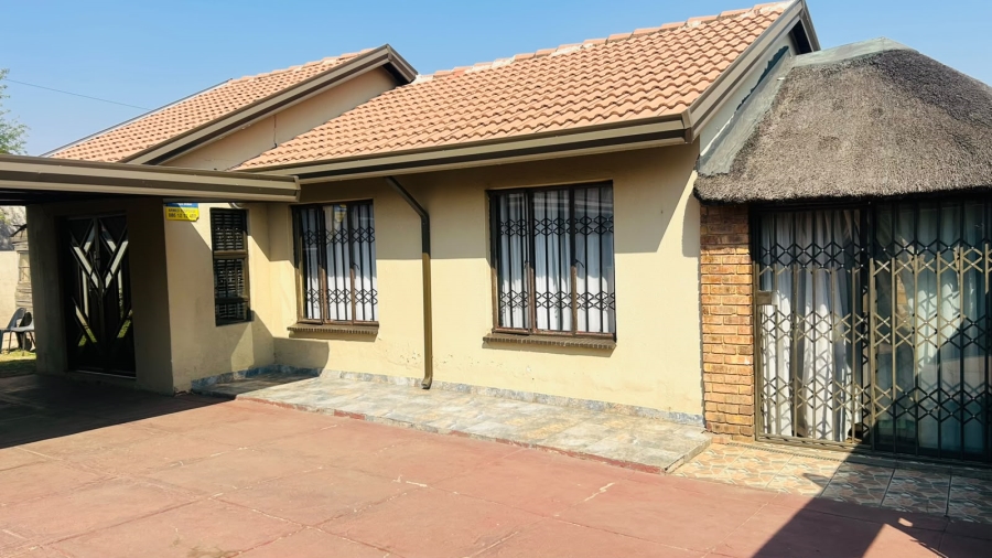 3 Bedroom Property for Sale in Elspark Gauteng