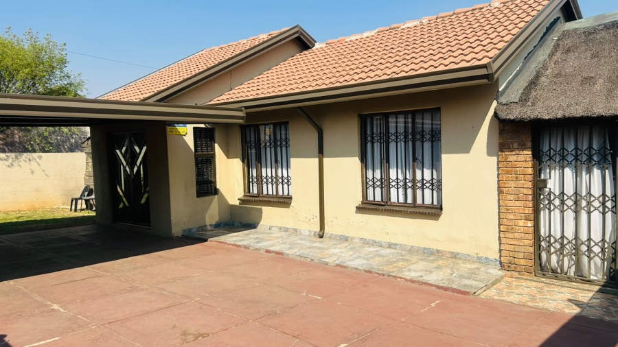 3 Bedroom Property for Sale in Elspark Gauteng