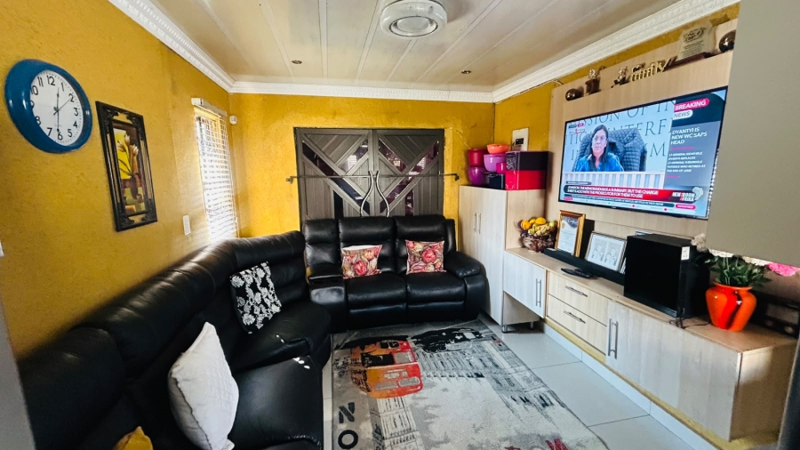 3 Bedroom Property for Sale in Elspark Gauteng