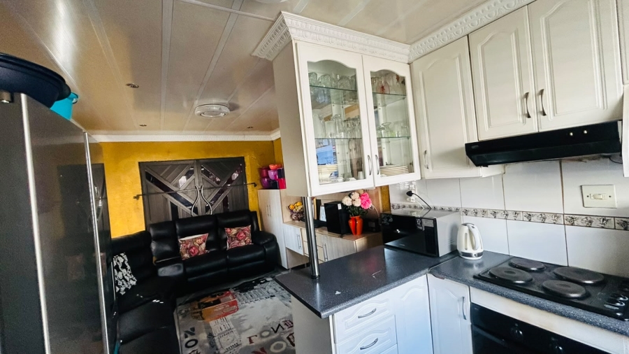 3 Bedroom Property for Sale in Elspark Gauteng