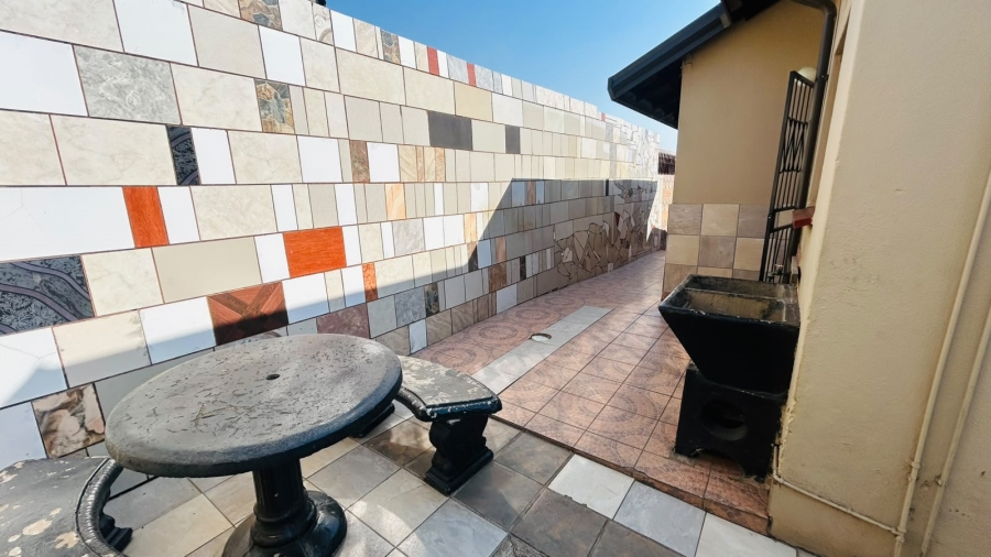 3 Bedroom Property for Sale in Elspark Gauteng