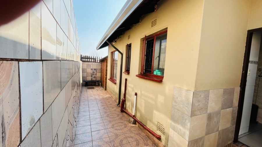 3 Bedroom Property for Sale in Elspark Gauteng