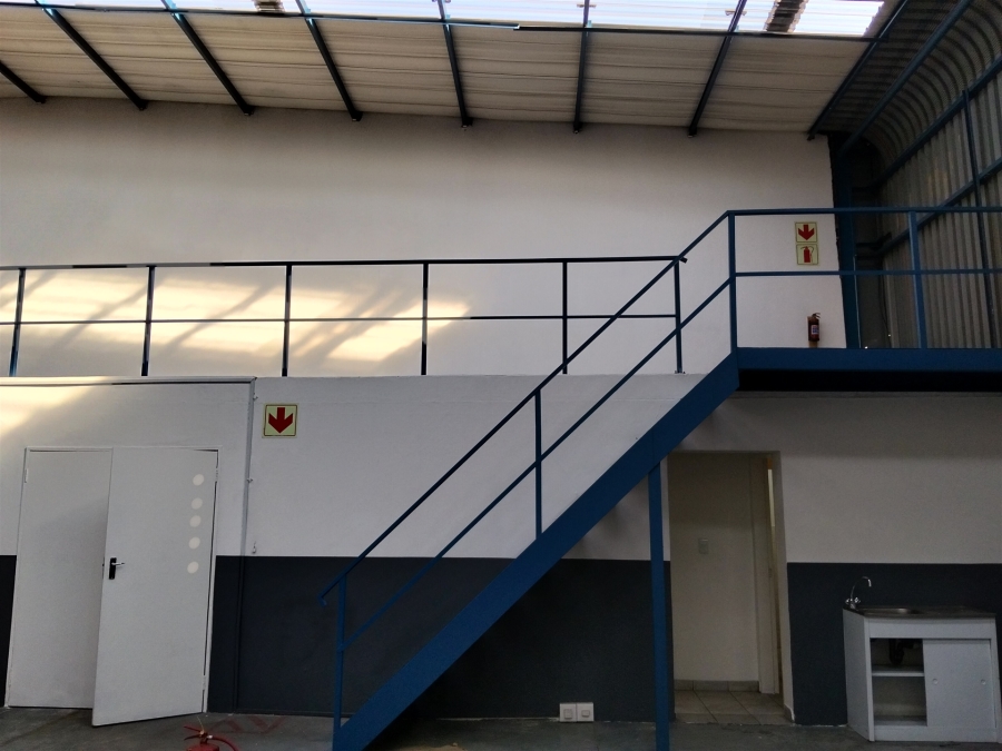 To Let Commercial Property for Rent in Strijdom Park Gauteng