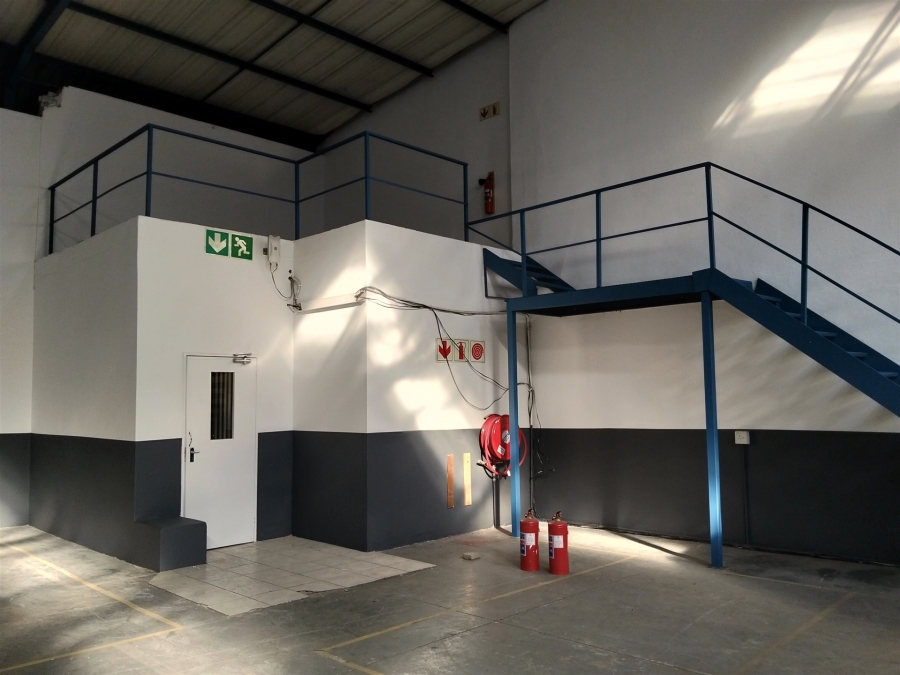 To Let Commercial Property for Rent in Strijdom Park Gauteng
