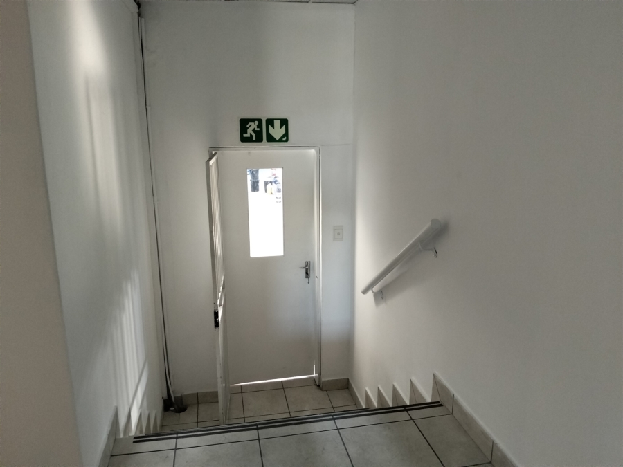 To Let Commercial Property for Rent in Strijdom Park Gauteng