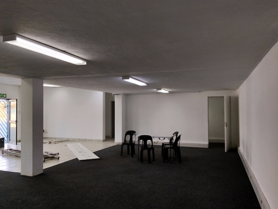 To Let Commercial Property for Rent in Strijdom Park Gauteng
