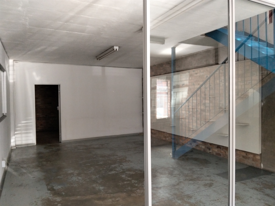 To Let Commercial Property for Rent in Strijdom Park Gauteng
