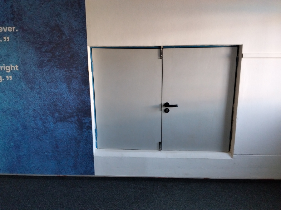 To Let Commercial Property for Rent in Strijdom Park Gauteng