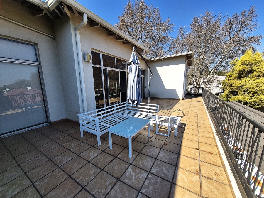 To Let Commercial Property for Rent in Rosebank Gauteng