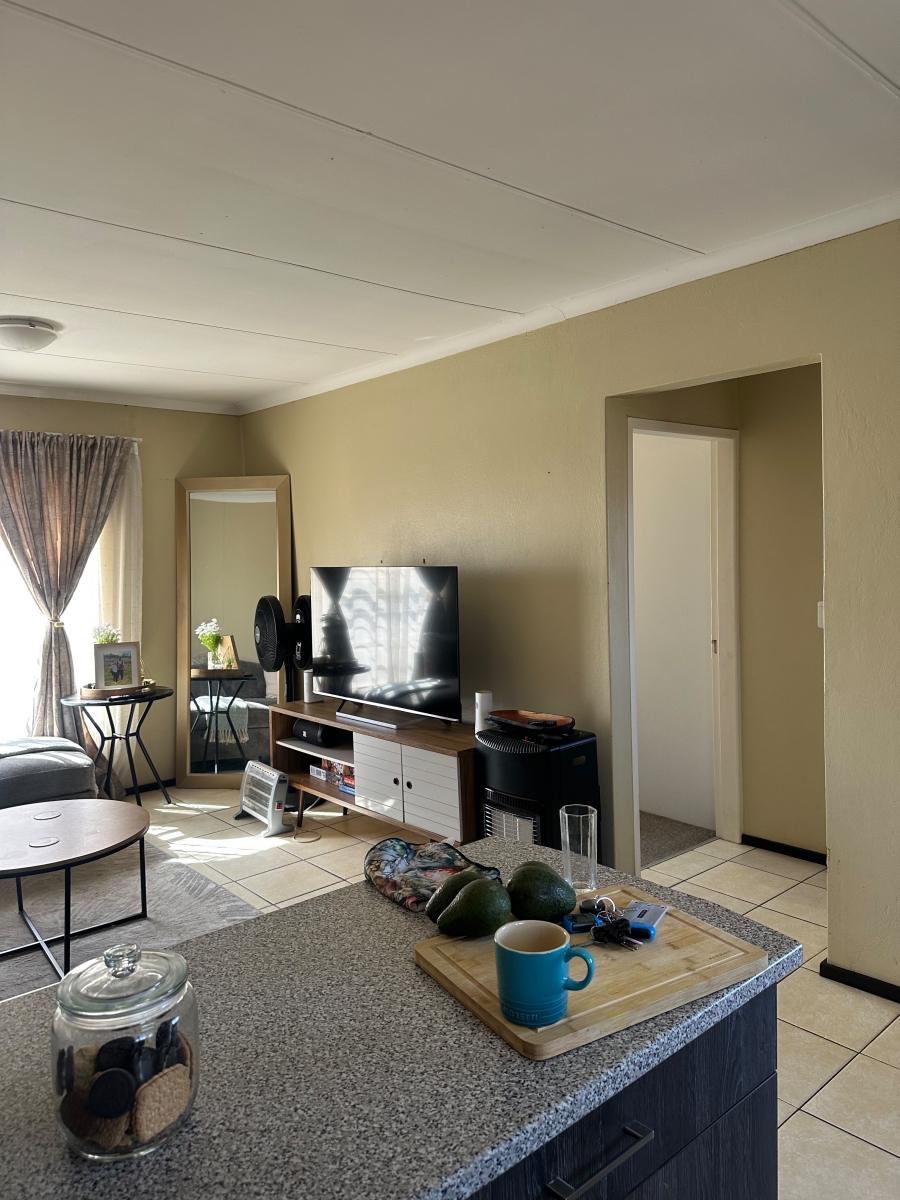 2 Bedroom Property for Sale in Honeypark Gauteng
