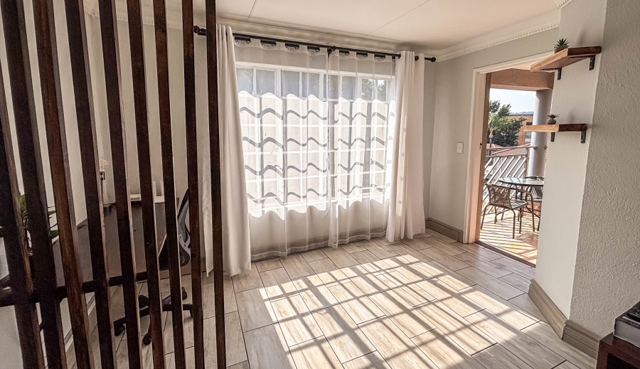 1 Bedroom Property for Sale in Monument Park Gauteng