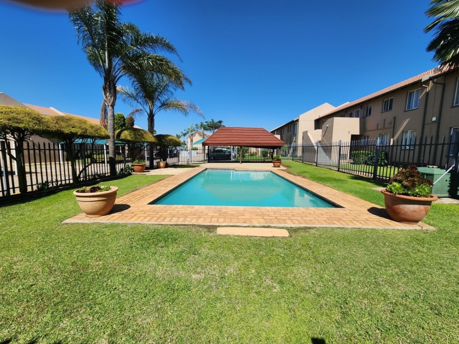 3 Bedroom Property for Sale in Beyers Park Gauteng