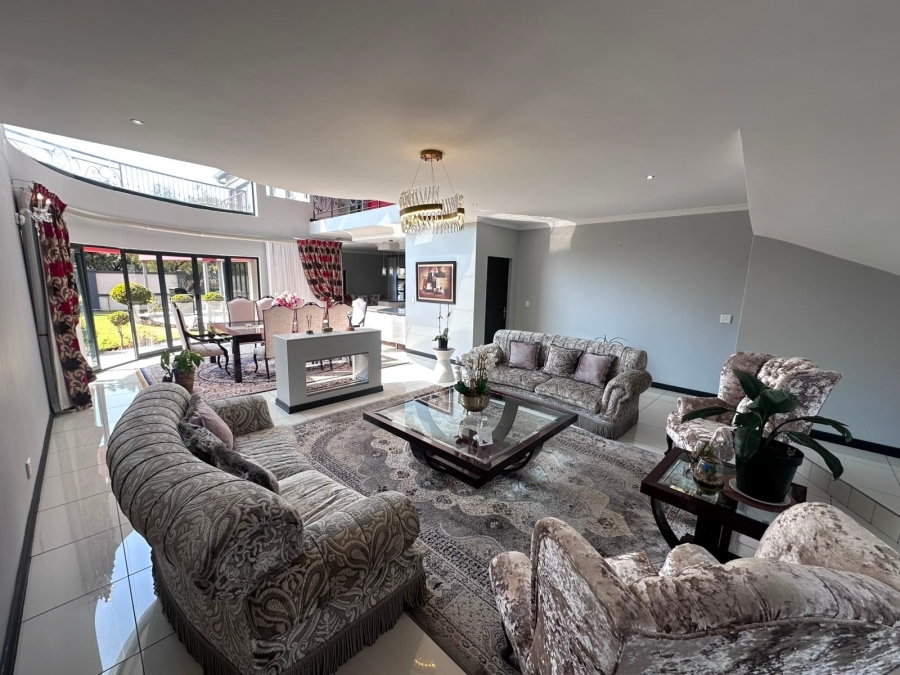 7 Bedroom Property for Sale in Midstream Estate Gauteng