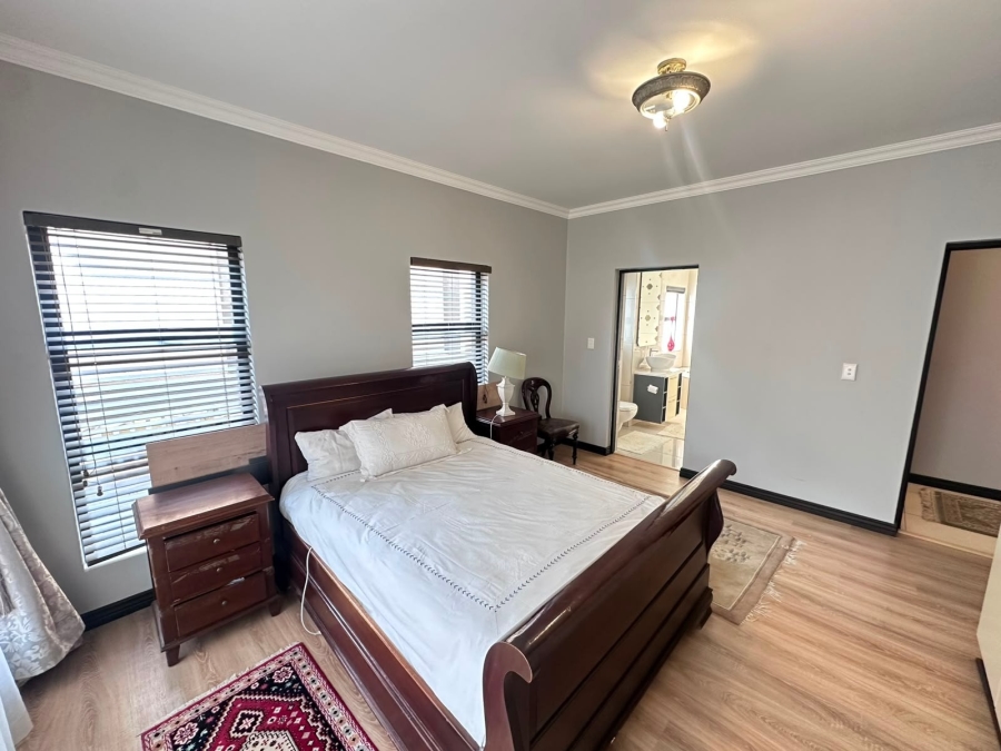 7 Bedroom Property for Sale in Midstream Estate Gauteng