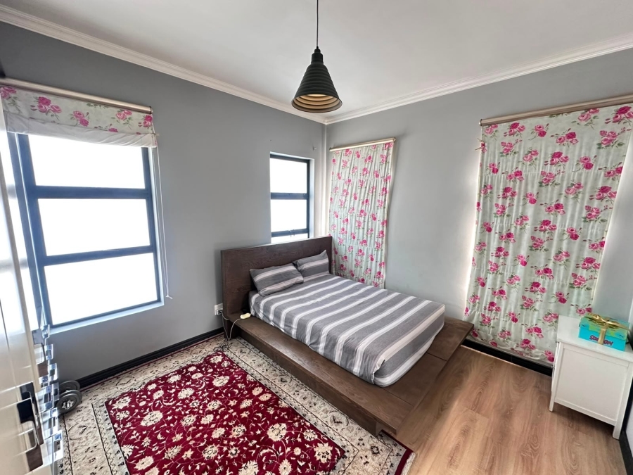 7 Bedroom Property for Sale in Midstream Estate Gauteng