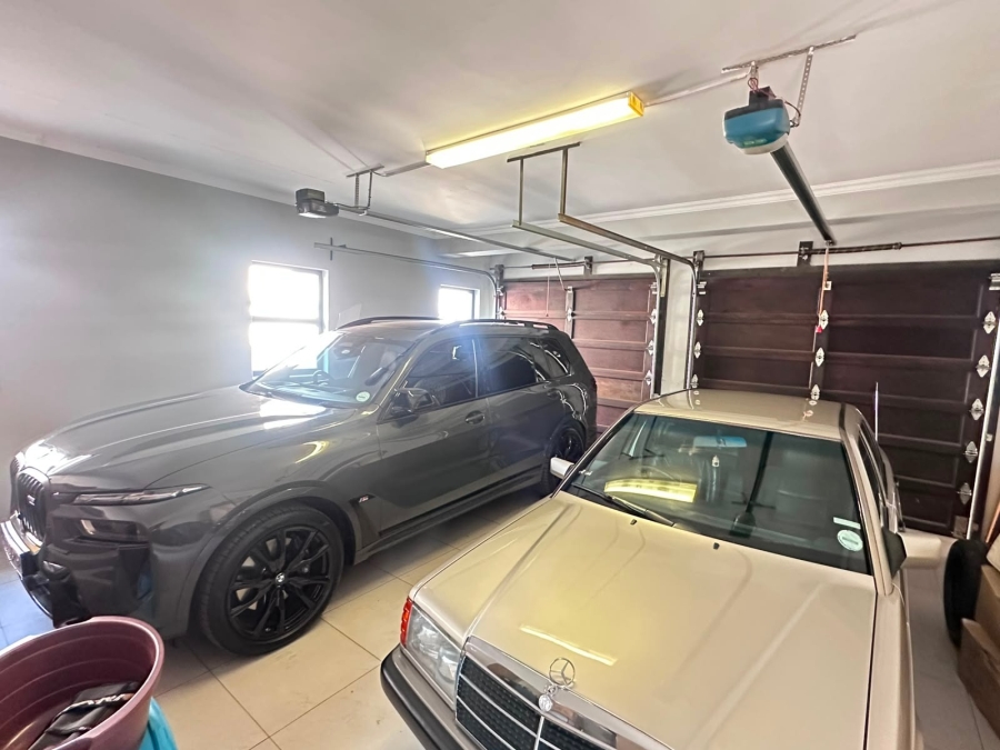 7 Bedroom Property for Sale in Midstream Estate Gauteng