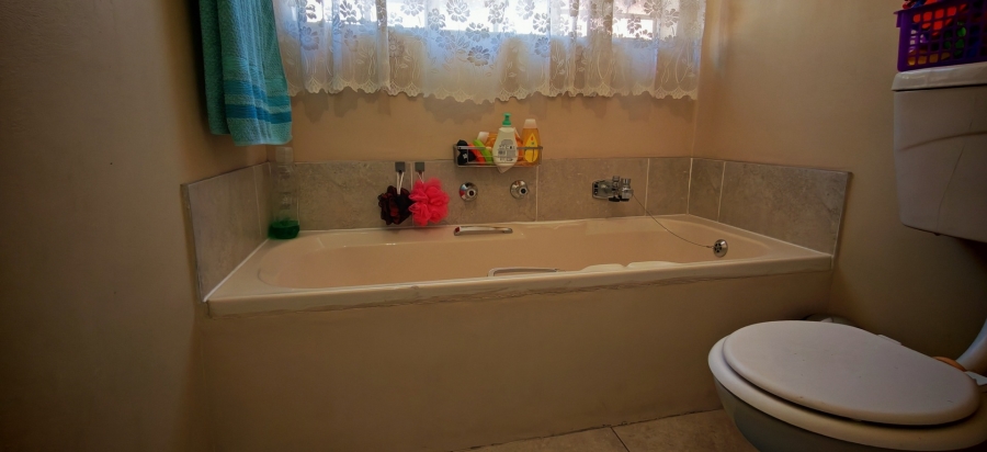 3 Bedroom Property for Sale in Randhart Gauteng
