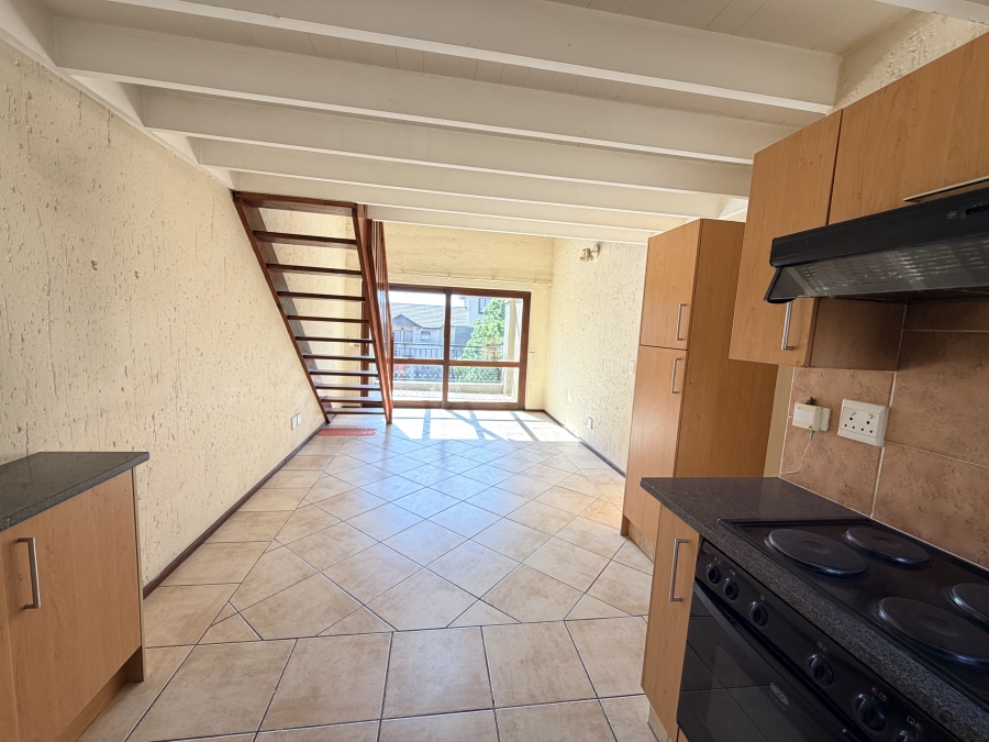 2 Bedroom Property for Sale in Lonehill Gauteng