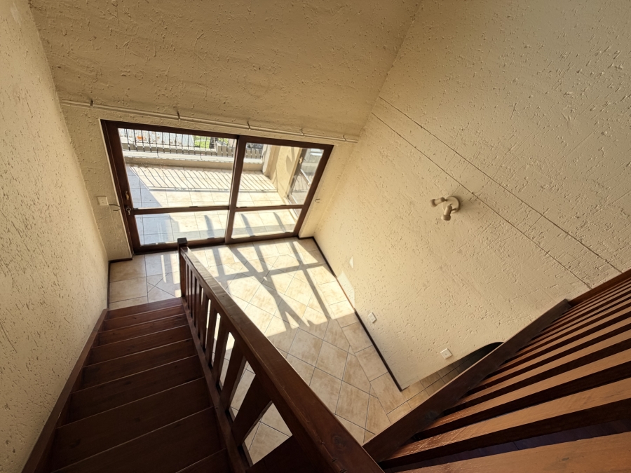 2 Bedroom Property for Sale in Lonehill Gauteng